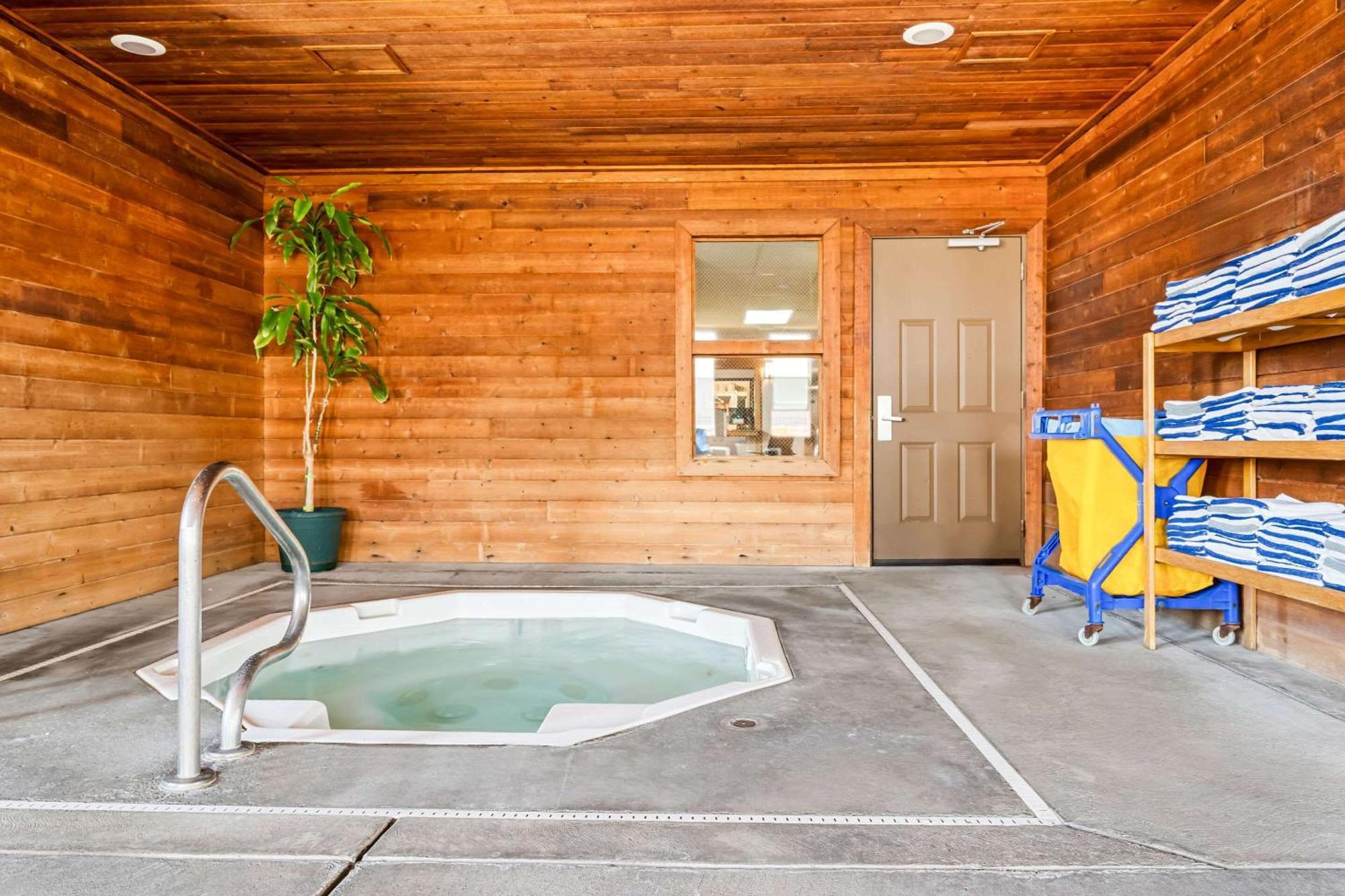 Comfort Inn Worland Hwy 16 To Yellowstone Екстериор снимка